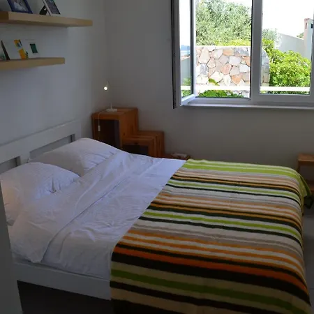 Ferienwohnung Fur 5 Personen Ca 60 Qm In Tribunj, Dalmatien Norddalmatien Apartment *